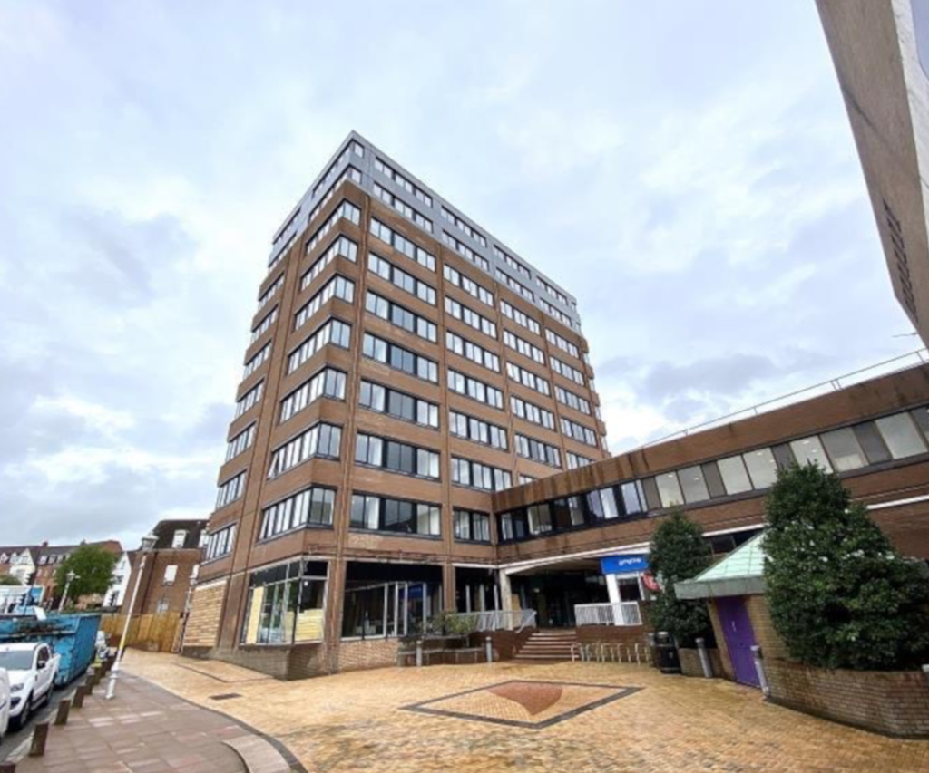 PROJE 33 – BIRMINGHAM RAVEN APARTMENTS